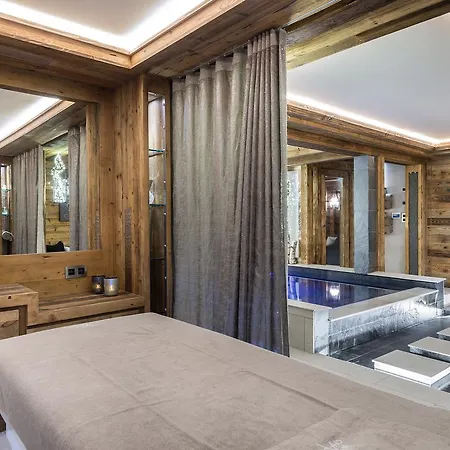 Chalet Chalet White