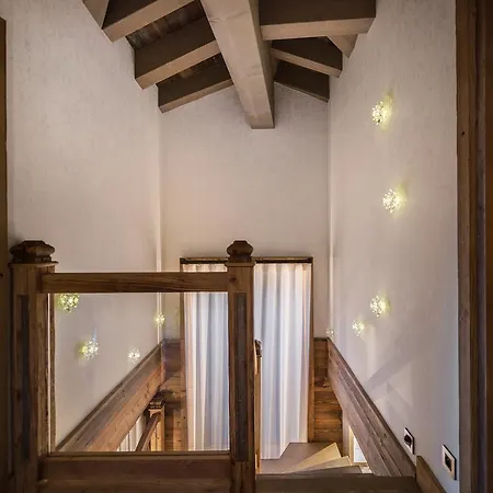 Chalet White *