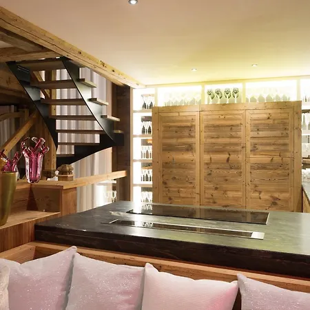 Chalet Chalet White *